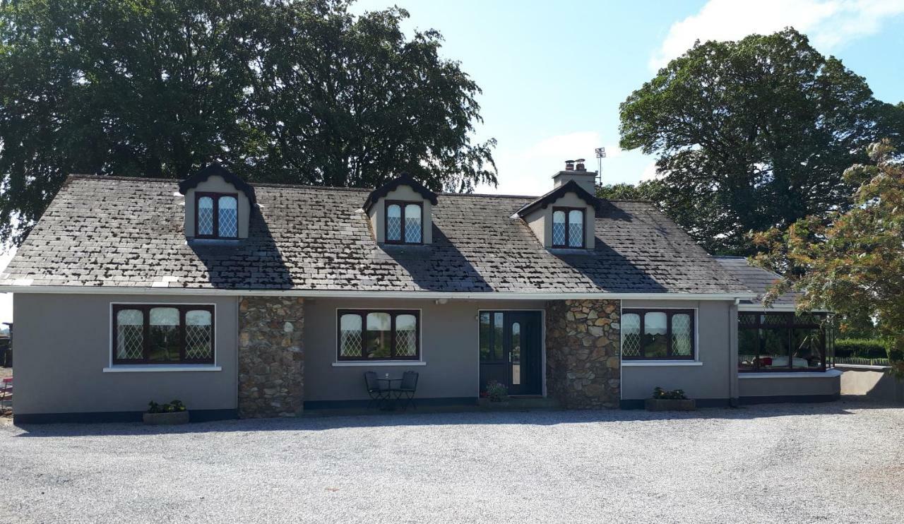 The Ring Farmhouse バー エクステリア 写真